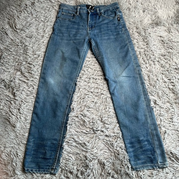 Silver Jeans Boys Size 16 Nathan Straight Leg Adjustable Waist Denim Blue - Picture 1 of 12